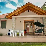 In 19478 Casa de Férias Balatonkeresztúr